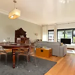 Columbano Garden, Family ליסבון