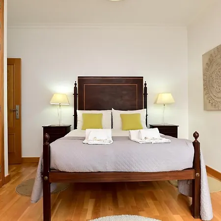 Columbano Garden, Family * Лиссабон