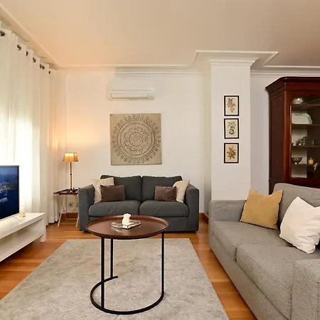 Columbano Garden, Family