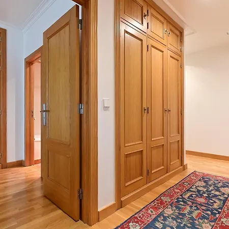 Columbano Garden, Family *