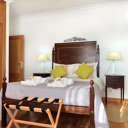 Columbano Garden, Family * Lisbon